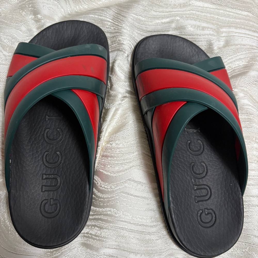 Gucci slides